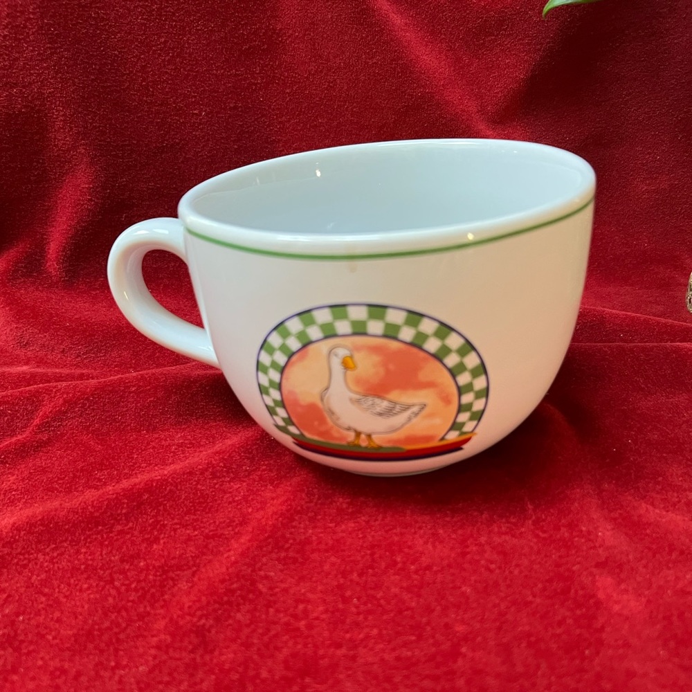 Jumbo Cup, 22 oz. Genuine Stoneware Cup. By Topco Assocs, Inc.